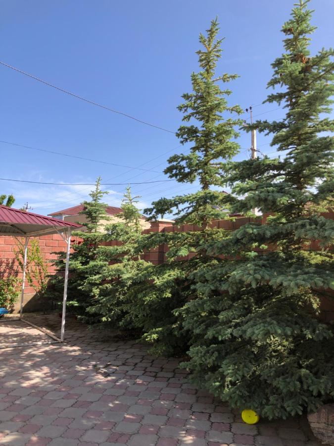Гостевой Дом Айша Guest House Aisha Cholpon-Ata Exterior photo